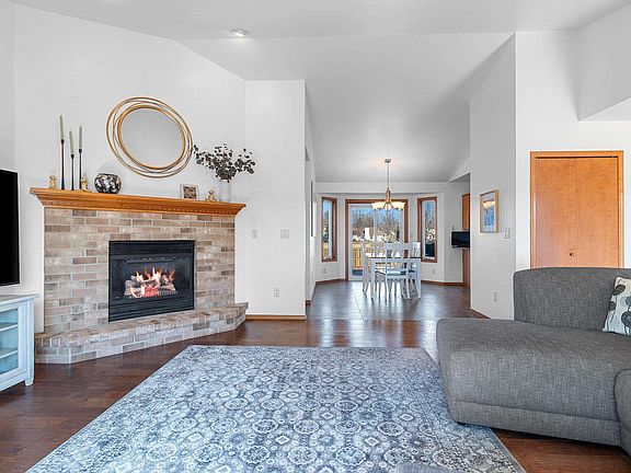 5th image of 3473 Wiggins Way