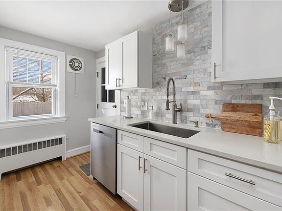 2nd image of 123 Doolittle St