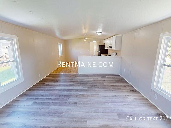 3rd image of 108 D St