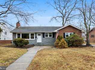 21 Evergreen Ave, Bellmawr, NJ 08031