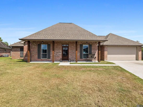 31065 Lake Spring Dr, Walker, LA 70785