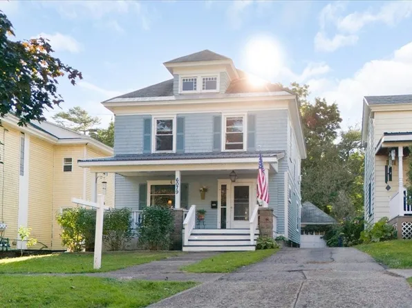 6079 Lake Ave, Wolcott, NY 14590