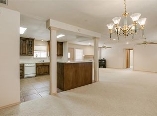 1296 Park St, Azle, TX 76020