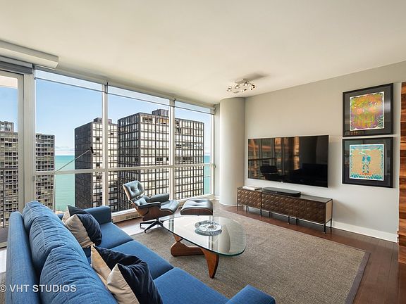 3rd image of 250 E Pearson St APT 2204