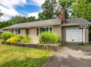 232 Ridgewood Rd, East Hartford, CT 06118