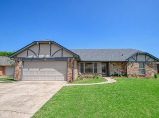 3217 Cove Hollow Ct, Norman, OK 73072