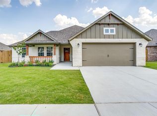 956 Sam St, Springtown, TX 76082