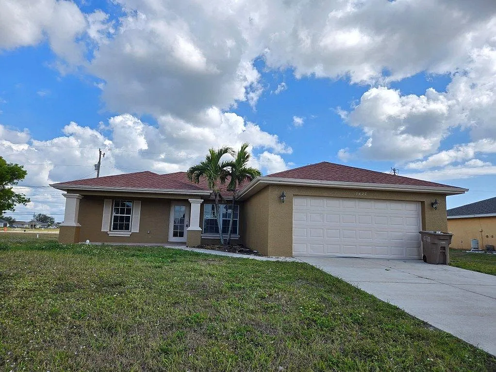 3 bed, 1401 sqft, $1,695 — Photo 1