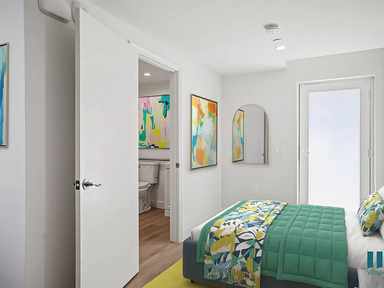 Western Lux — Photo 12