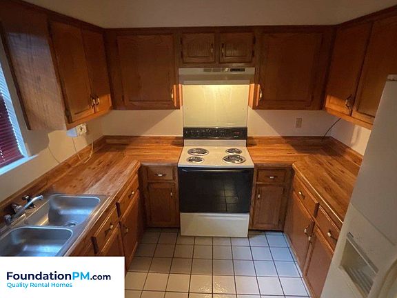 3rd image of 2485 Wellons Ave