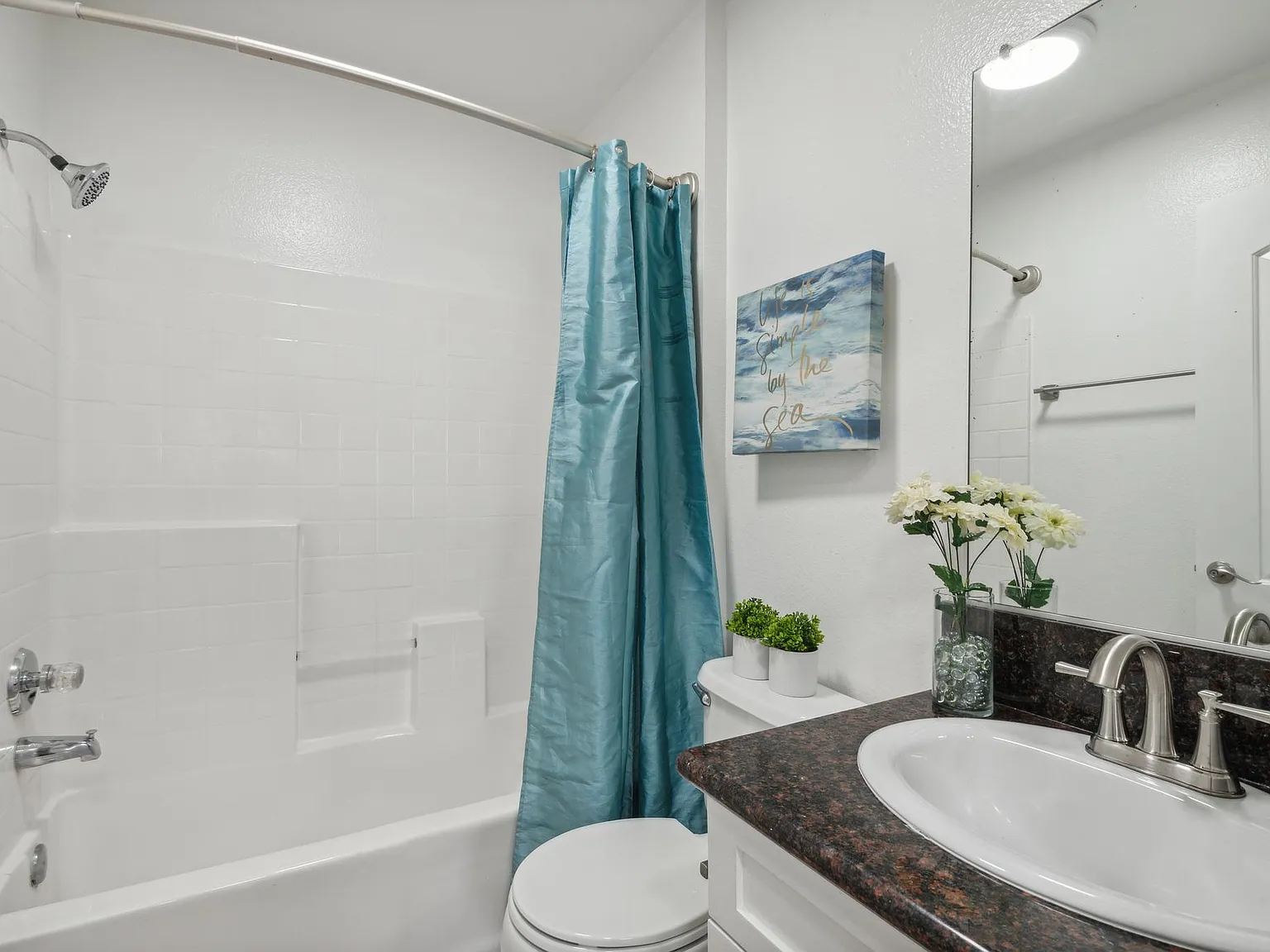 Villas at Whittier — Photo 3