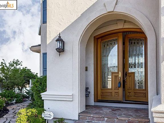 4th image of 5872 Drakes Dr