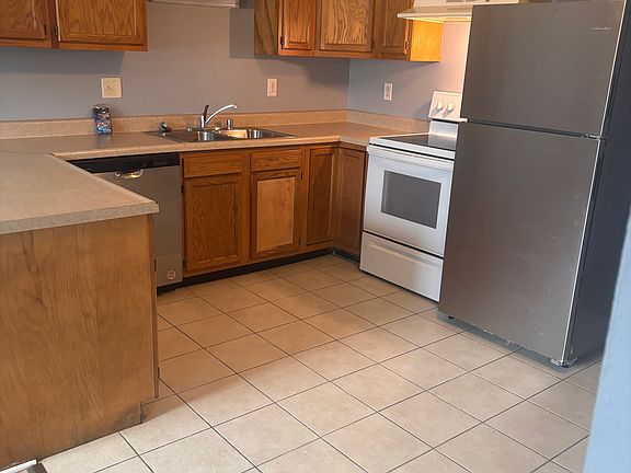2nd image of 1217 Diuguid Dr #B