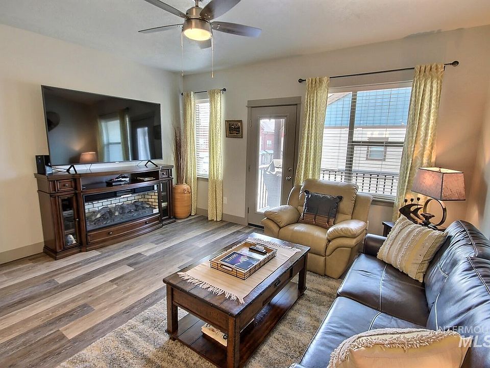 1630B 12th Park McCall, ID, 83638 Apartments for Rent Zillow