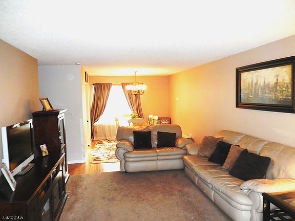 2nd image of 4205 Winder Dr