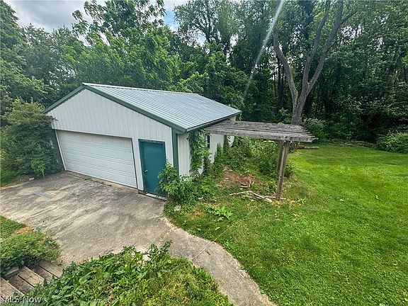5th image of 3351 Friendsville Rd
