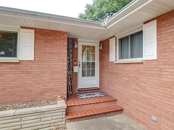 5th image of 125 Stolze Dr