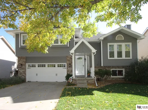 6800 Stephanie Ln, Lincoln, NE 68516