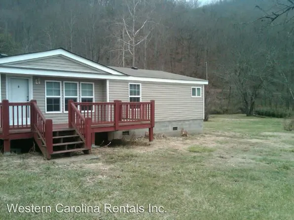 100 Blackwood Rd, Cullowhee, NC 28723