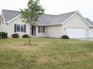 873 E McKearn Ln, Beloit, WI 53511
