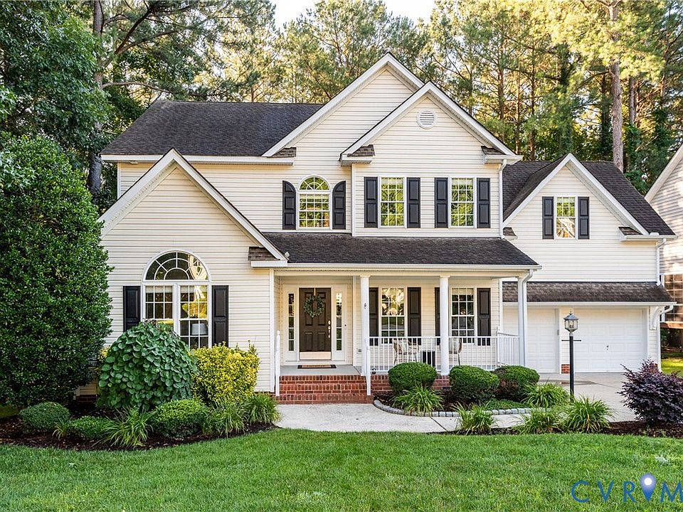 1st image of 8319 Hampton Valley Dr