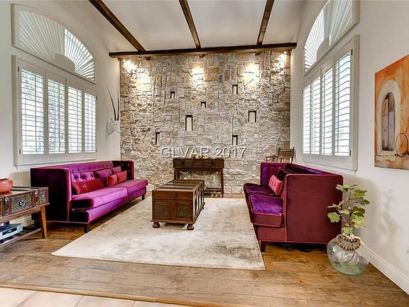3rd image of 9301 Saint James Cir
