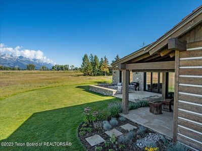 320 E Oatgrass Rd, Jackson, WY, 83001