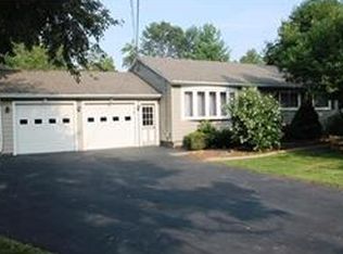 204 Lighthouse Rd, Hilton, NY 14468