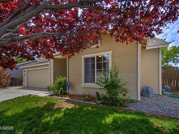 3rd image of 1063 Brierwood Ln