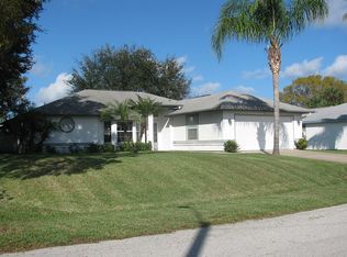 911 Lexington St NE, Palm Bay, FL 32907