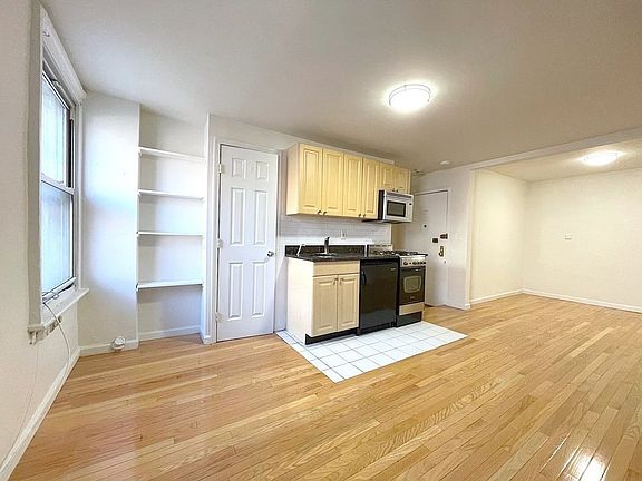 4th image of 60 W 8th St APT 3C