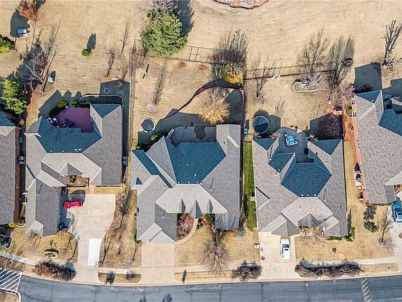 5th image of 1429 NW 168th St