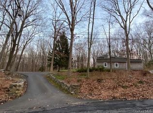 41 Dingle Ridge Rd, North Salem, NY 10560