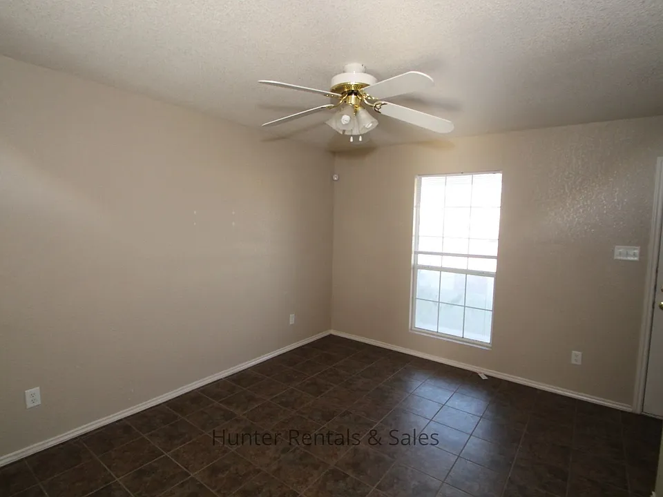 4506B Jeff Scott Dr
