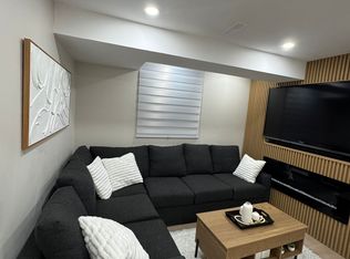 925 Cobb Ct #BASEMENT, Mississauga, ON L5V1X8