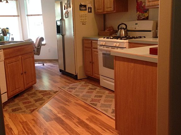 Kitchen entry-from dining rm