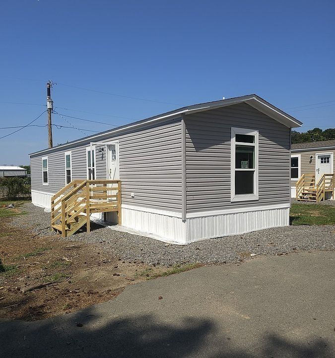 1st image of 475 E Robins St Lot 2