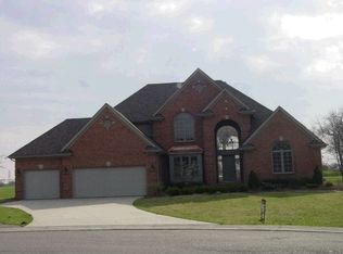 1633 Royal Birkdale Dr, Oxford, MI 48371