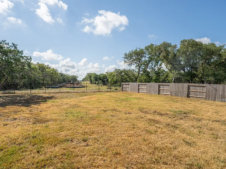 150 Angel Oak Way — Photo 37
