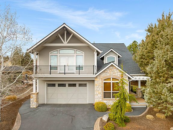 2nd image of 10160 Juniper Glen Cir