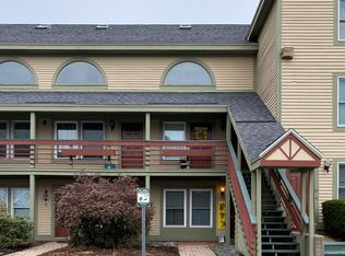 238 Husson Ave APT 2E, Bangor, ME 04401