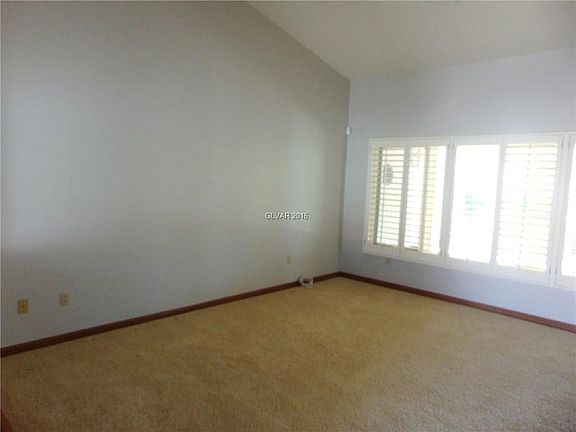 4th image of 2712 Lotus Hill Dr