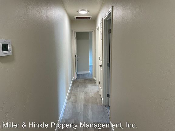 5th image of 506 Westlake Dr