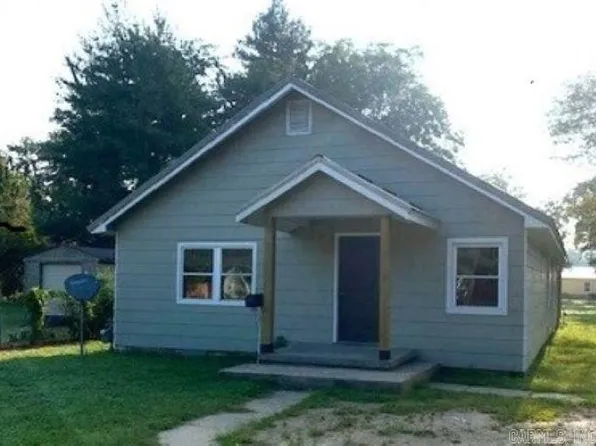 708 N Madison St, Malden, MO 63863