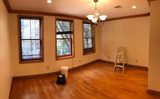 Rented by Urban Real Estate Property Group Inc | media 67