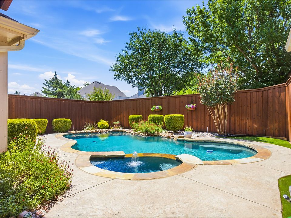 1st image of 416 Shady Valley Dr