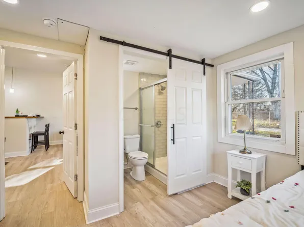 3234 E Ave, Columbus, OH 43207