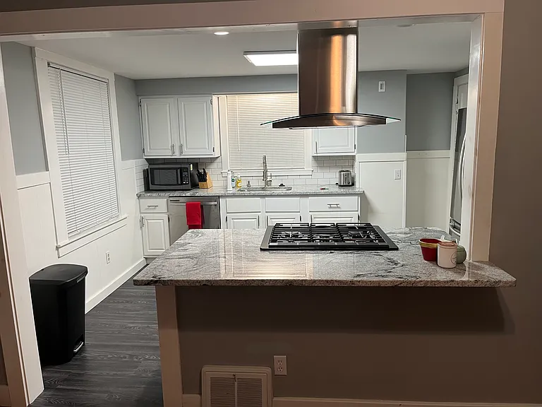 13 N Willow St — Photo 3