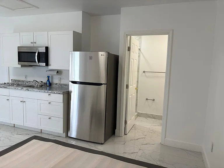 2347 NW 107th Ave #B — Photo 3