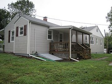 2nd image of 901 E King St
